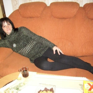 Déesse du cuir et de la discipline cherche soumis dévoué à Montauban rencontre-Montauban