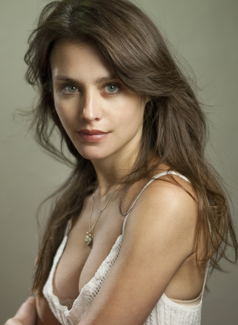 Plonge dans un univers de plaisir avec une exploratrice sensuelle rencontre-Teen-Pontault-Combault