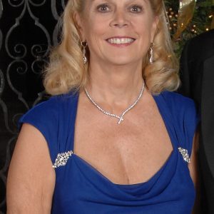Cherche soumis pour obéir Odile - rencontre-Dominatrice-Versailles