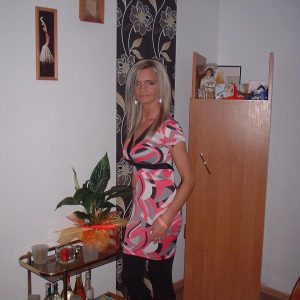 Corinne - rencontre-Soumise-Vénissieux